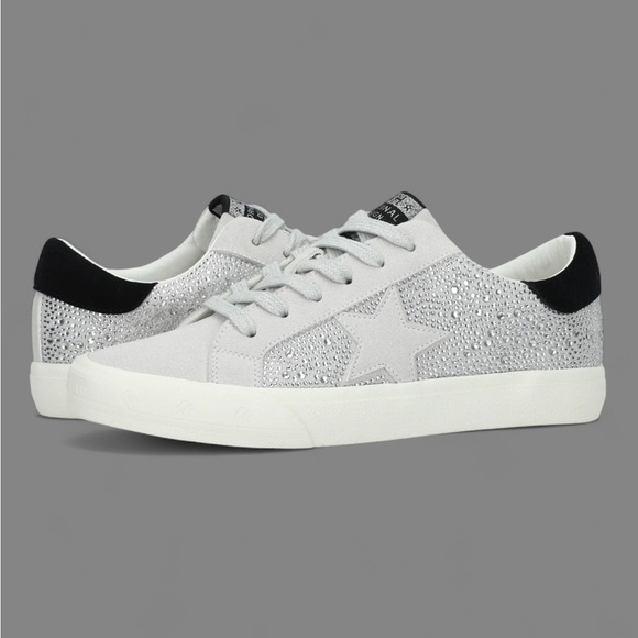 Vintage Havana Shoes - Vintage Havana Women’s rhinestone sneaker-size 7.5-grey/silver-brand new